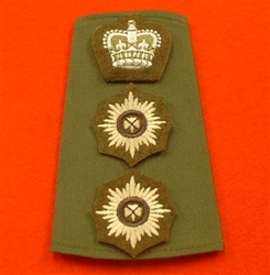 This is a fantastic quality olive green Foot Guards Irish Guards ...